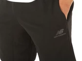  Essentials Celebrate Short - Pantaloncini uomo New Balance. Disponibile in diverse taglie: l, s e colori nero. YOUSPORTY.