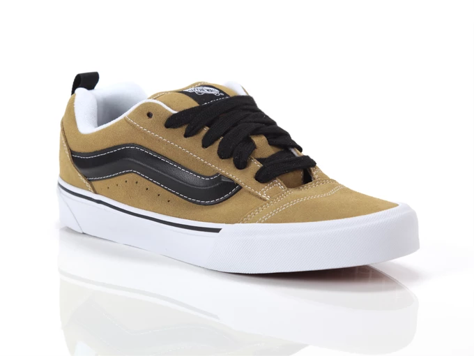  Knu Skool Suede Antelope - Sneakers uomo Vans. Disponibile in diverse taglie: 40, 42, 43, 44 e colori bianco, nero, marrone. YO