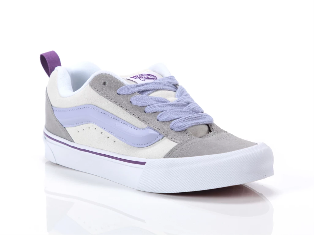  Knu Skool Tri Block Purple - Sneakers donna Vans. Disponibile in diverse taglie: 37, 38 e colori bianco panna, grigio, lilla. Y