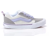  Knu Skool Tri Block Purple - Sneakers donna Vans. Disponibile in diverse taglie: 37, 38 e colori bianco panna, grigio, lilla. Y